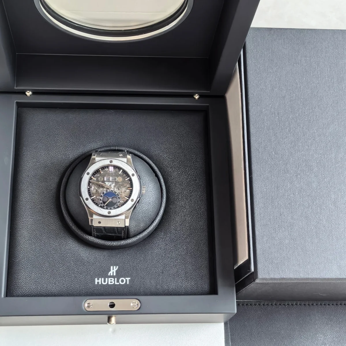 Hublot